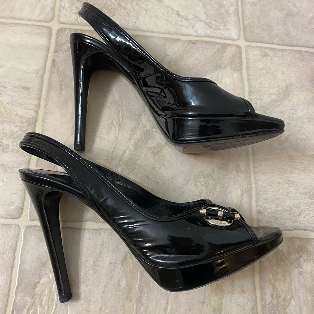 Shoe - Picture 6 of 6